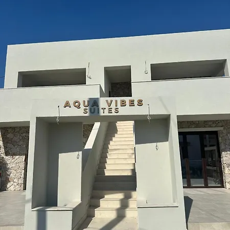 Aqua Vibes Gennadi